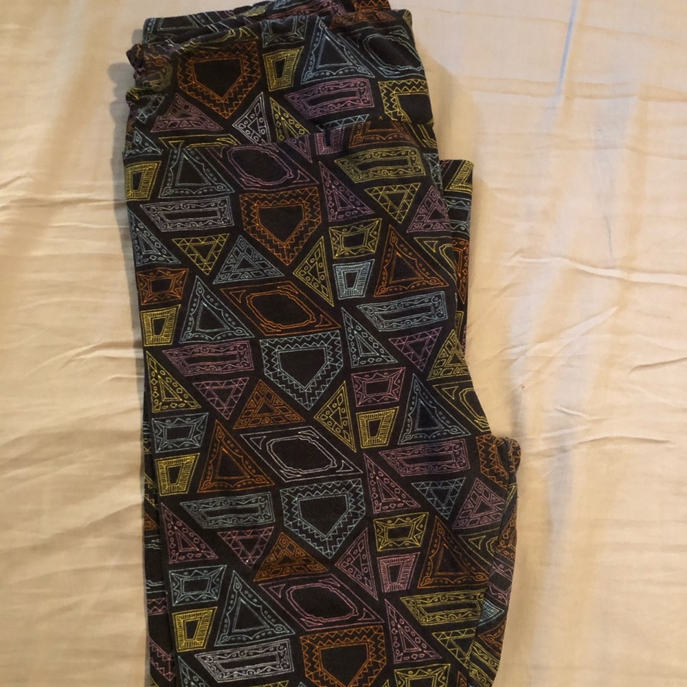 TC multicolored Lularoe leggings